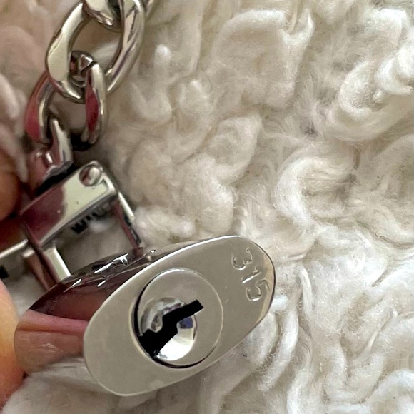 NEW Louis Vuitton SILVER Lock and Key 315 with 16" Curb Chain - Picture 3 of 4